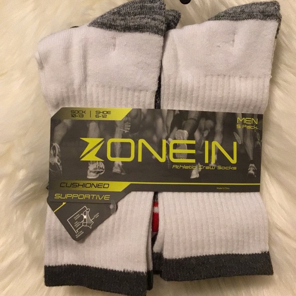 Zone In Athletic Crew Socks | Size 10-13 | NIP